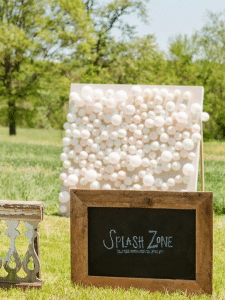 diy-canvas-board-wedding-reception-idea