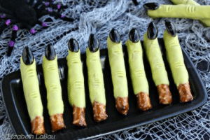 witch-fingers_-jh