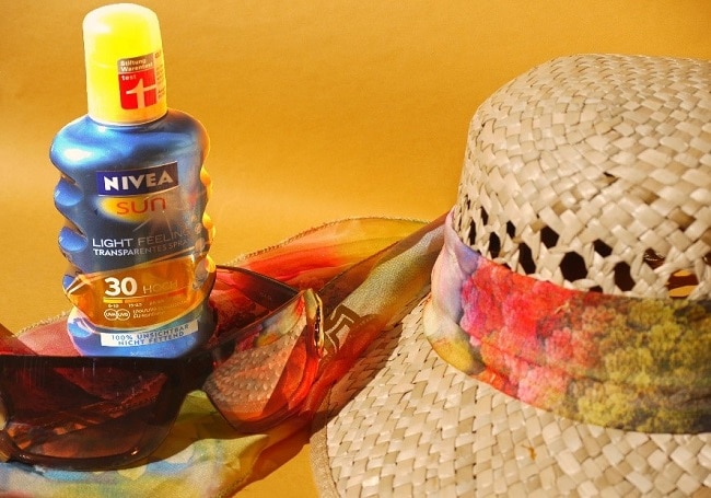 hat-and-sunscreen