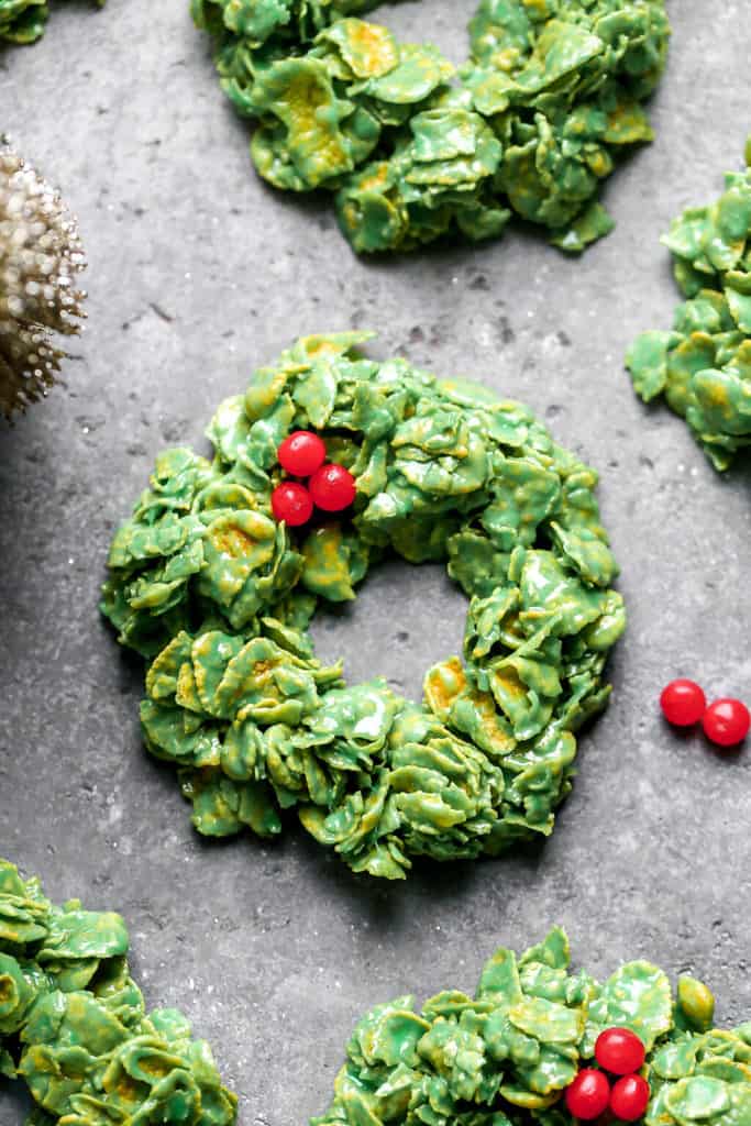 cornflake wreath colored with marchmallow colored with food coloring