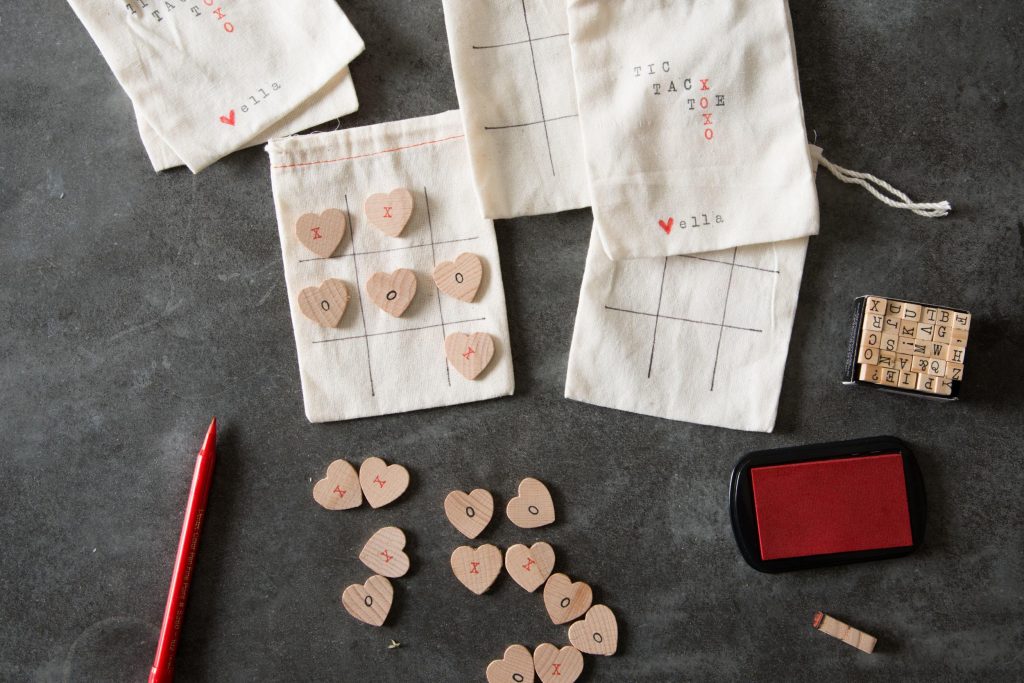 tic tac toe valentine's day themed on a cotton sack