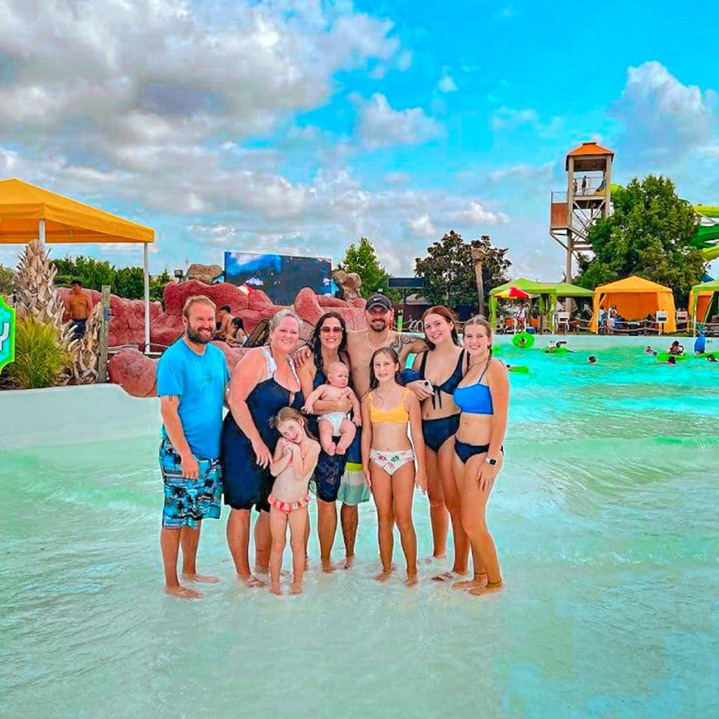 family at Hawaiian Falls The Colony