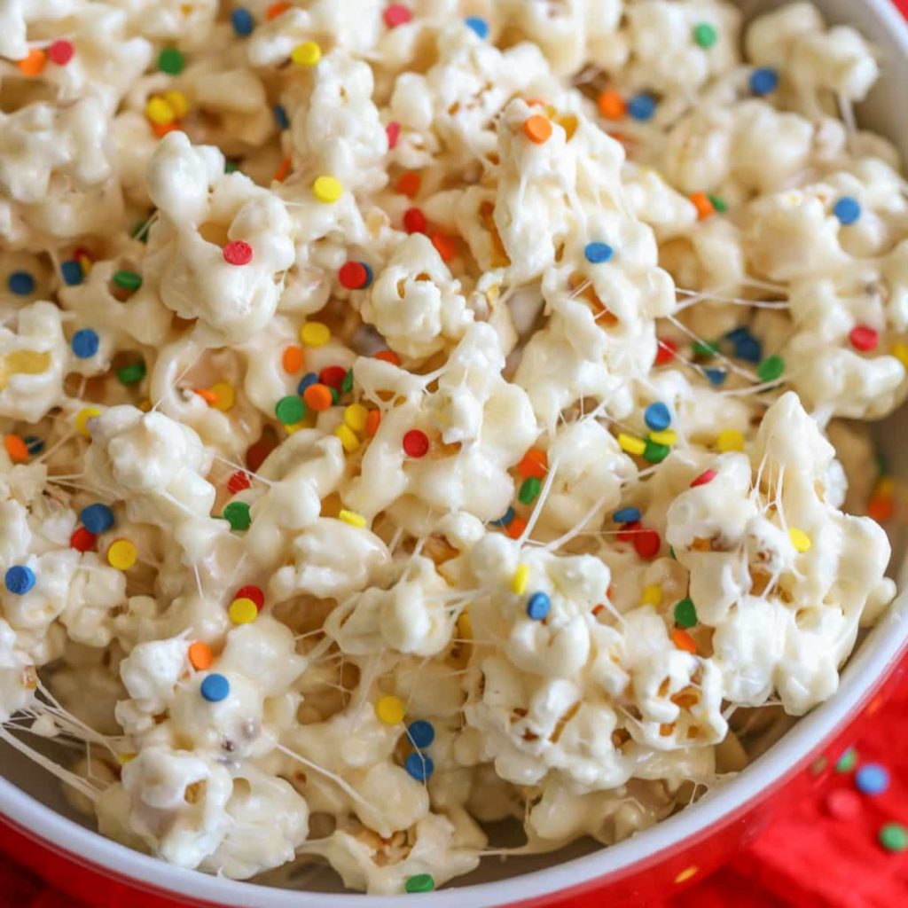 birthday cake popcorn dessert